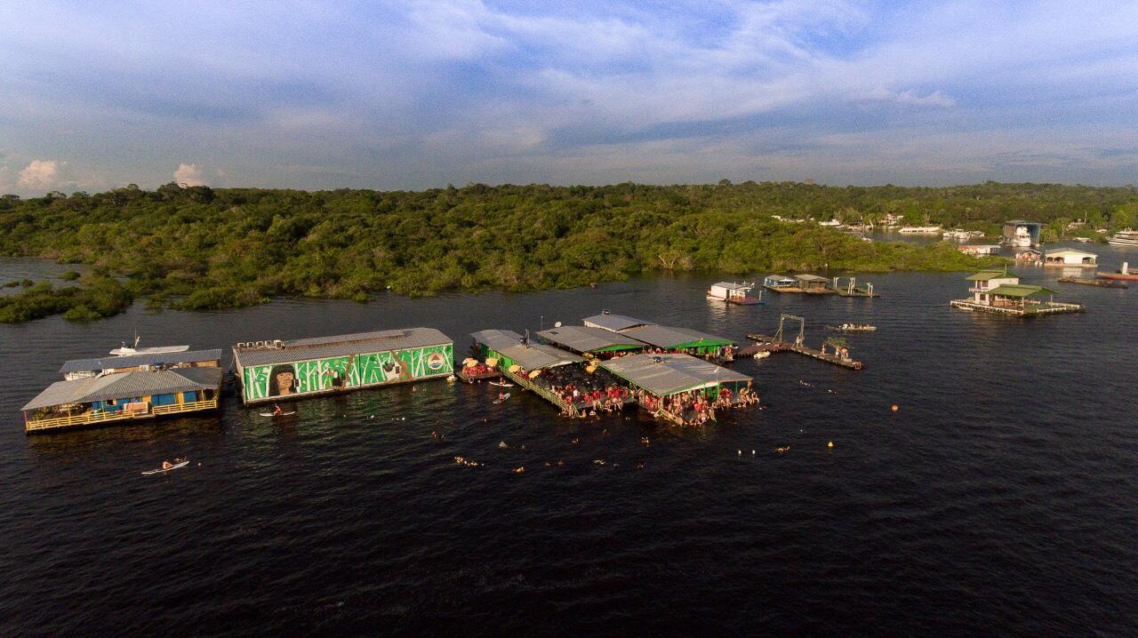 Abare House Floating Hostel Manaus Exterior photo